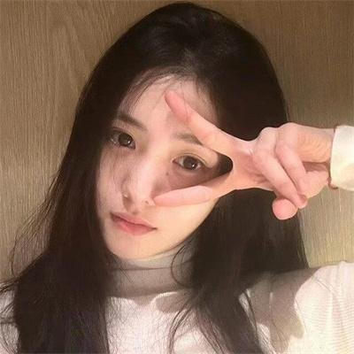 桥上的女孩